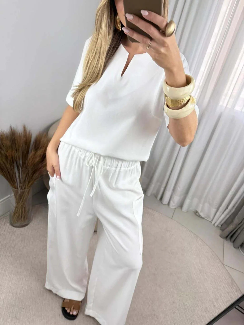 Kit 2 Conjuntos Blusa Decote V e Calça