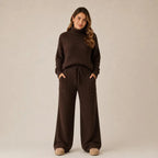 (Pague 1 Leve 2) Conjunto Tatiana de Tricot Mousse - Blusa Gola Alta + Calça