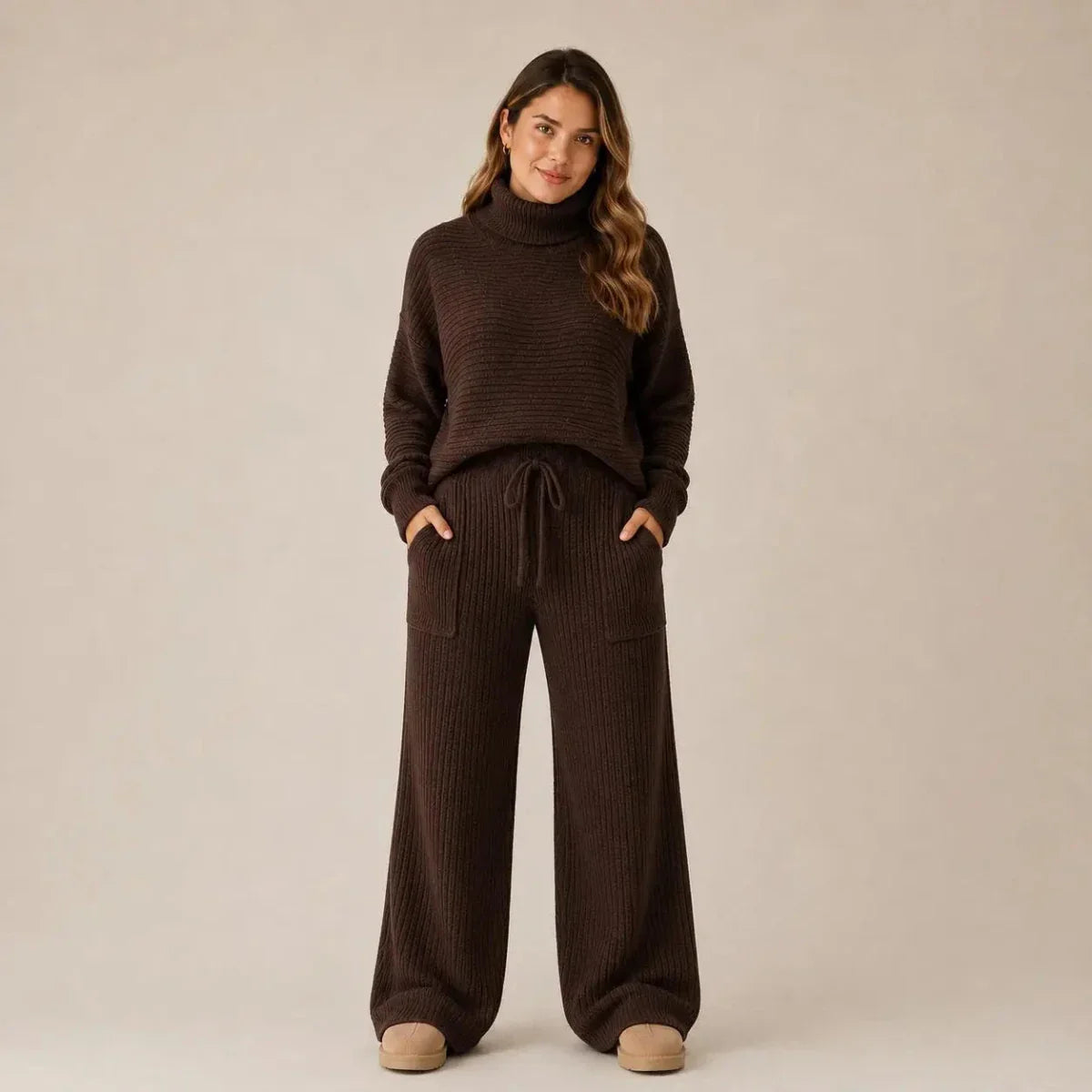 (Pague 1 Leve 2) Conjunto Tatiana de Tricot Mousse - Blusa Gola Alta + Calça
