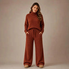 (Pague 1 Leve 2) Conjunto Tatiana de Tricot Mousse - Blusa Gola Alta + Calça